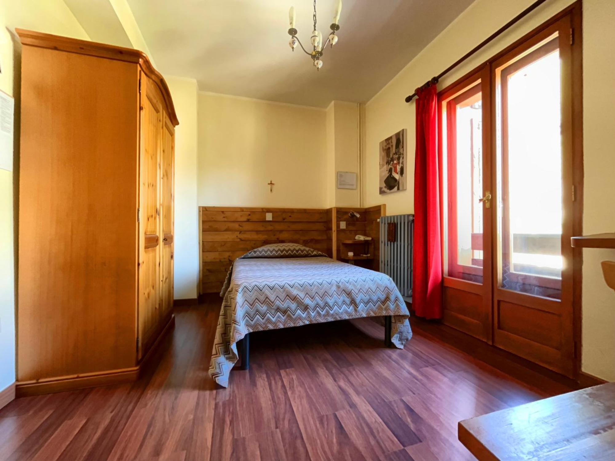 Hotel Garni Mille Pini スカンノ エクステリア 写真