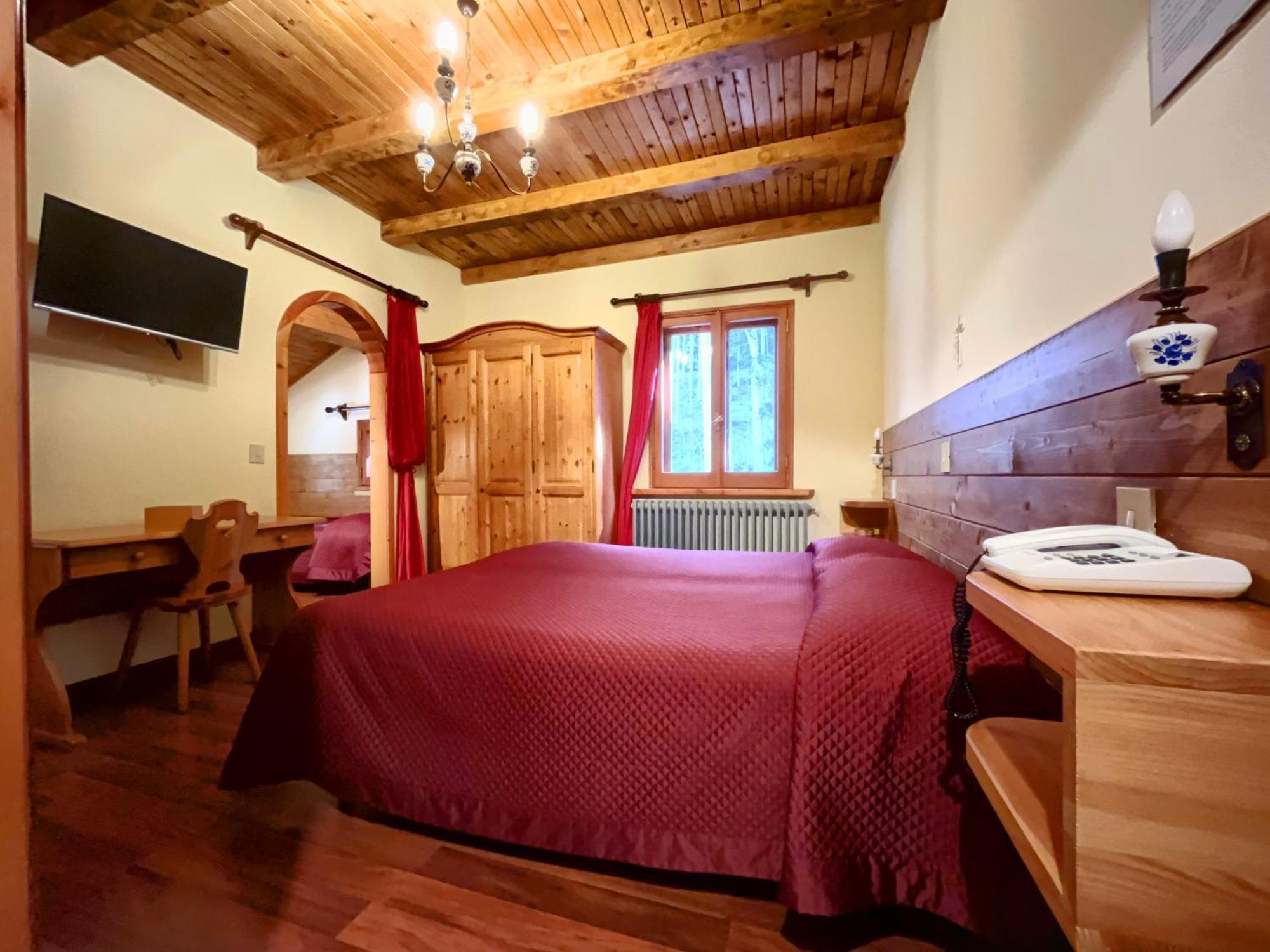 Hotel Garni Mille Pini スカンノ エクステリア 写真